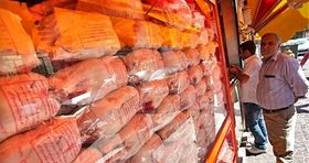 ریزش قیمت مرغ در بازار / مرغ از درخت گرانی پرید!