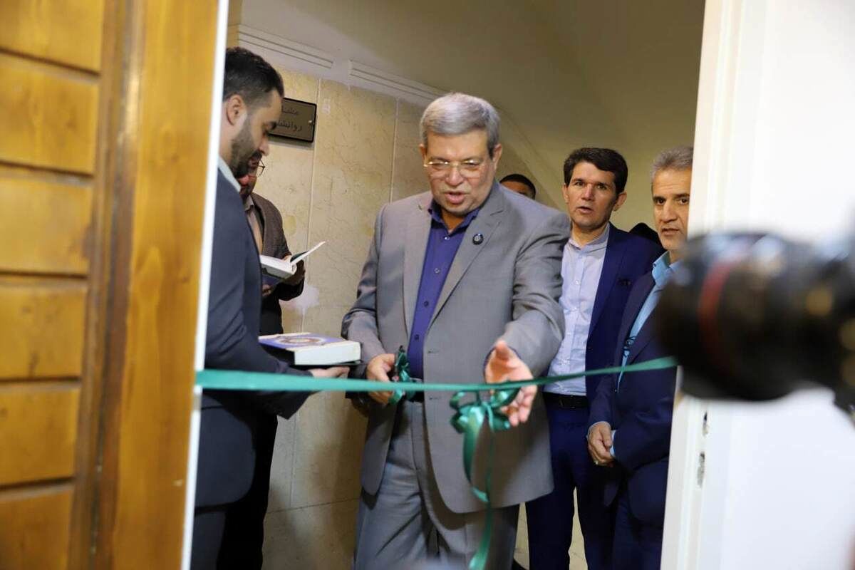 کلینیک یاران؛ گامی نو در ارائه خدمات سلامت روان، با توجه ویژه به ناشنوایان و خانواده های فرزندپذیر
