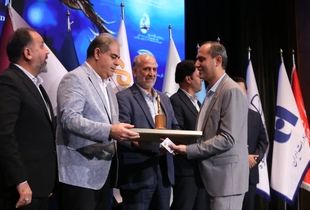 ۳۵ سال افتخار در زیر ساخت های کشور / کسب تندیس ملی توسط شرکت مهندسی و
ساختمان شمس عمران 