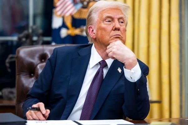 ضرب العجل جدید ترامپ برای اعمال تحریم‌های ایران 