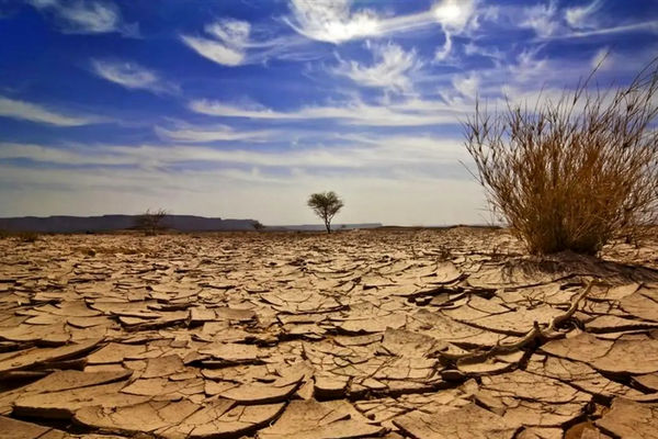 تابستان سخت در انتظار مردم ایران / راه فرار از بحران چیست؟