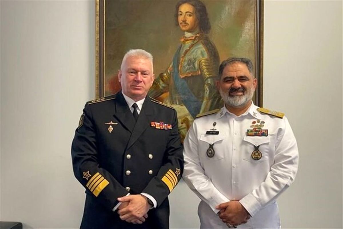 دیدار دریادار ایرانی با فرمانده نیروی دریایی روسیه برای یک هدف مهم