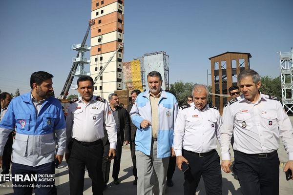 تصاویر/ بازدید رییس سازمان مدیریت بحران کشور از مرکز آموزش آتش‌نشانی شهرداری