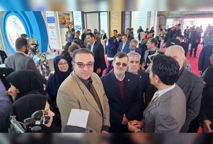 بازدید معاون صنایع عمومی وزارت صمت از نمایشگاه رنگ و رزین ۱۴۰۴