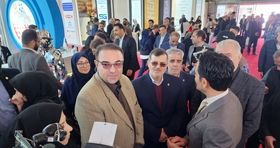 بازدید معاون صنایع عمومی وزارت صمت از نمایشگاه رنگ و رزین ۱۴۰۴