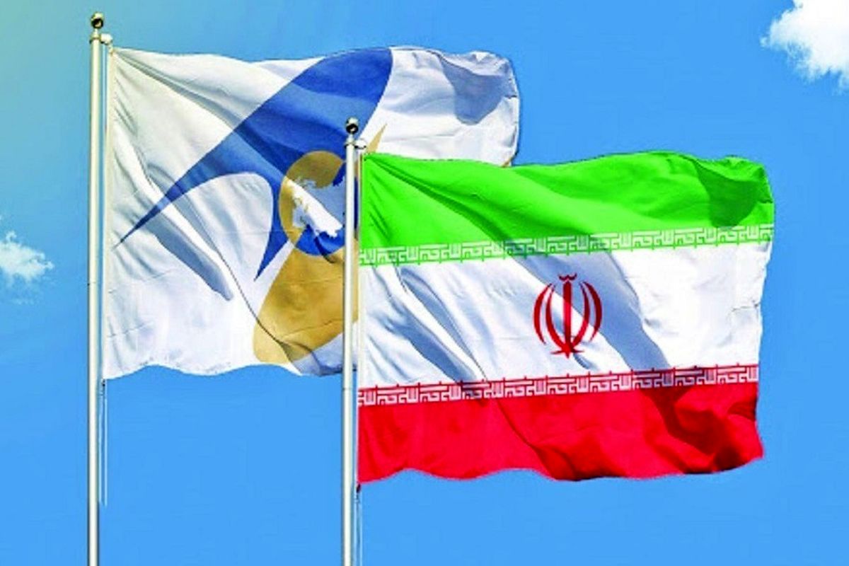 فرصت حضور ایران در بازار جهانی / راهی برای نجات از تحریم ها