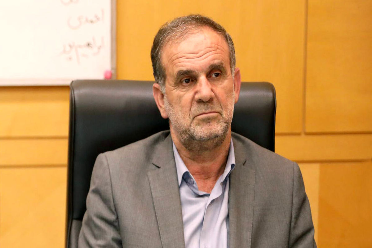 مدارس پول بگیرند خلاف است/  آموزش رایگان، وظیفه دولت است نه خانواده‌ها