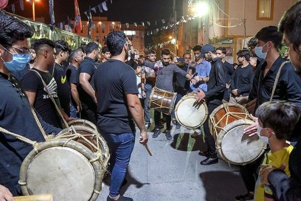 آشنایی با آئین عزاداری در بوشهر / از سنج و دمام زنی تا هیا مظلوم 