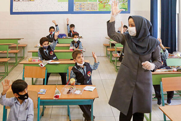 سورپرایز آقای وزیر برای فرهنگیان / این معلمان تبدیل وضعیت می‌شوند
