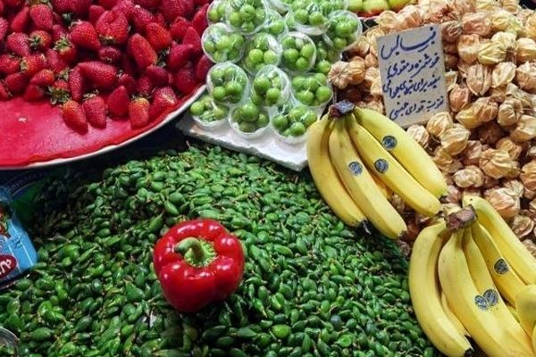 فروش نوبرانه بهار در زمستان با نرخ نجومی / قیمت این میوه به کیلویی ۲ میلیون رسید 