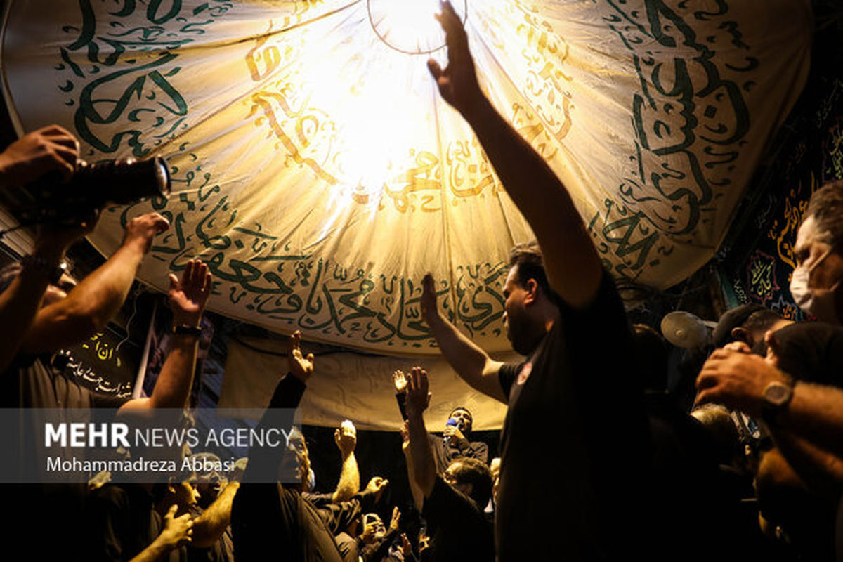 تصاویر مراسم عزاداری تاسوعا حسینی در بازار تهران
