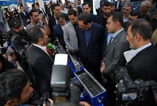 بازدید وزیر صمت از نمایشگاه صنعت تهران + عکس