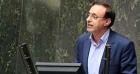 دفاع اساسی این نماینده مجلس از دانشجومعلمان