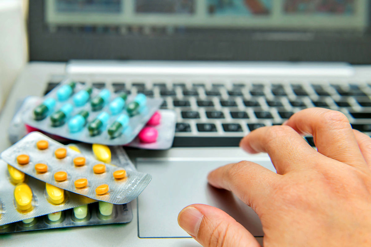 توزیع آنلاین دارو در انتظار امضای وزیر ارتباطات