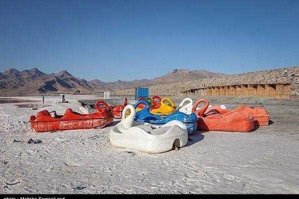 وضعیت قرمز دریاچه ارومیه به روایت تصویر