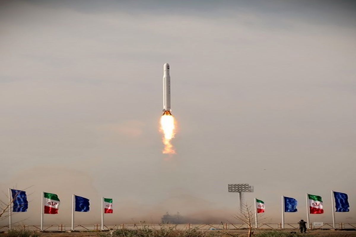 ایران موفق به پرتاب ماهواره نور ۳ شد