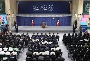 رهبر انقلاب: ادعای ترامپ مبنی بر طرفداری از مردم ایران دروغ است