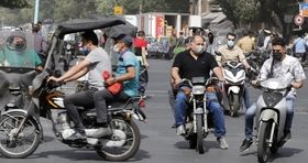 نقش موتورسیکلت ها در آلودگی هوا / دریافت معاینه فنی برای موتور سوران اجباری می شود؟