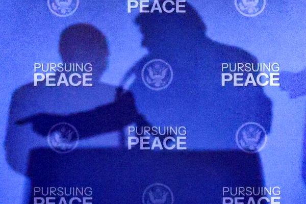 خنجر از پشت ترامپ به اوکراینی ها / واکنش تند رسانه ها به حمایت آمریکا از روسیه
