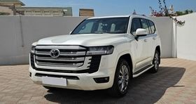 ورود رسمی تویوتا لندکروز ۲۰۲۵ به ایران با قیمت نجومی 