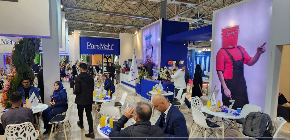 ببینید | رونق تعاملات صنعتی و برگزاری مراسم  ۲۵ سالگی در روز دوم نمایشگاه رنگ و رزین 