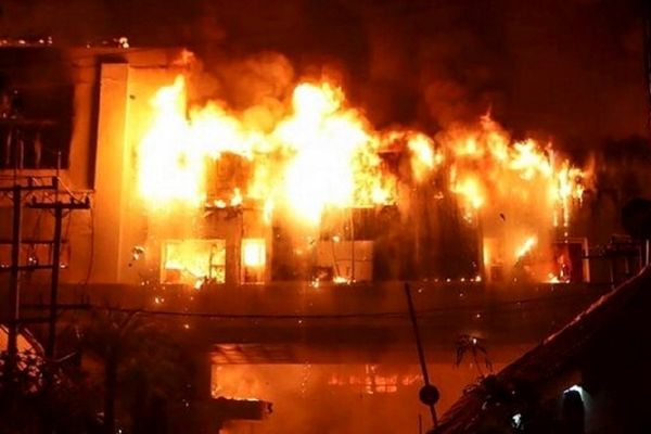 آتش سوزی هولناک در یافت آباد