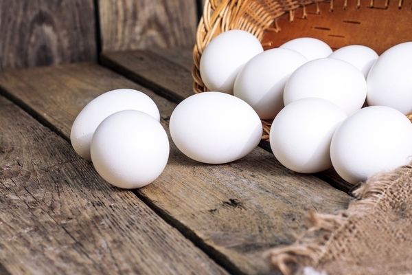 قیمت جدید تخم مرغ در بازار / قیمت تخم مرغ به مرز دانه ای ۱۰ هزار تومان نزدیک شد