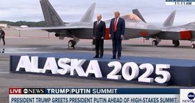 حاشیه های ورود ترامپ به آلاسکا +فیلم و عکس