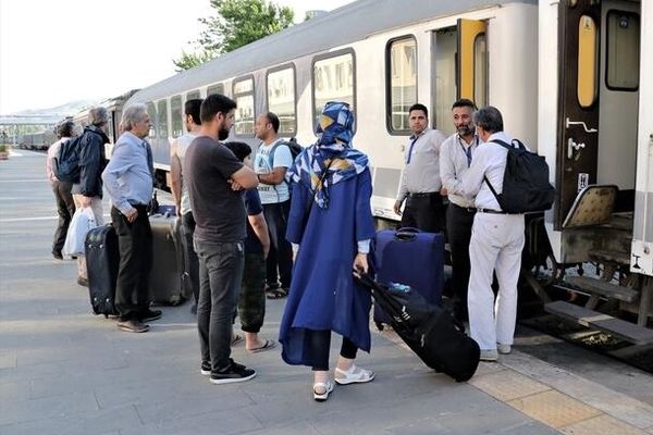جزئیات پیش فروش بلیت قطار برای تیر ماه اعلام شد