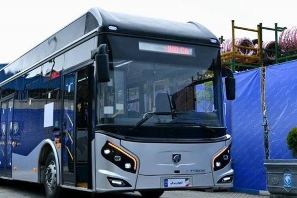 افتتاح اولین خط تولید اتوبوس‌های برقی / تقدیر وزیر صمت از ایران خودرو