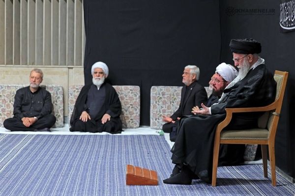 پیام‌های حضور رهبر انقلاب در مراسم عزاداری عاشوارای حسینی چه بود؟