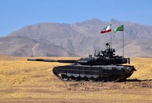 قدرت نمایی نظامی سپاه پاسداران / جهان انگشت به دهان ماند