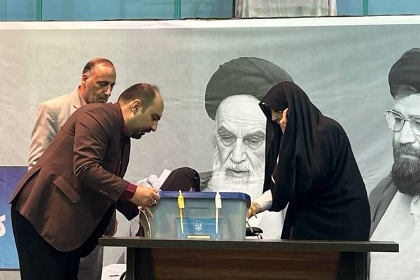 حضور همسر و دختر مرحوم هاشمی رفسنجانی در انتخابات 