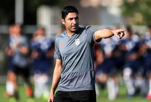 داد و هوار هاشمیان در آخرین بازی پرسپولیس + تصاویر