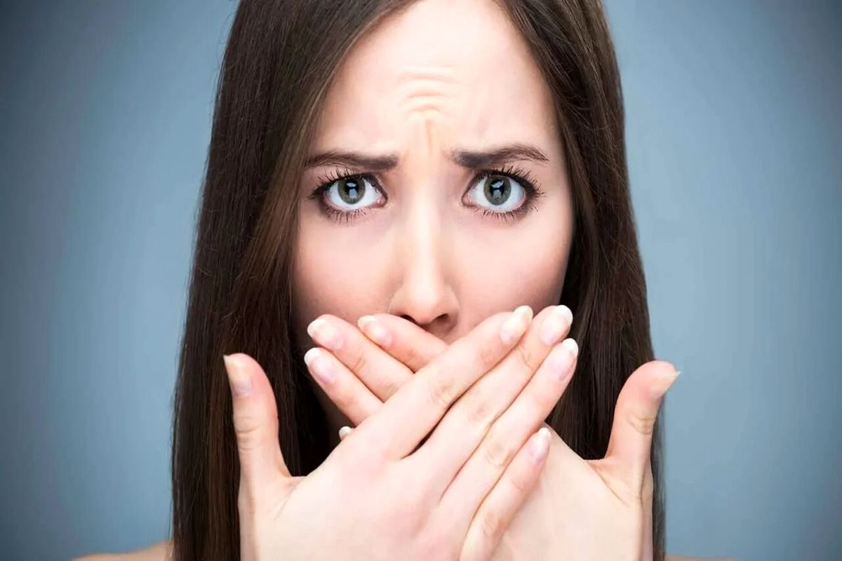 منشا بوی بد دهان چیست؟ / راهکار رفع این مشکل اساسی