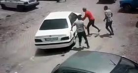 فیلم | چاقوکشی سارقان خونسرد در ملأ عام