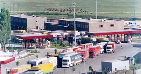 تراز تجاری کشور همچنان منفی است/ صادرات ۳۲ میلیارد دلاری در ۷ ماه