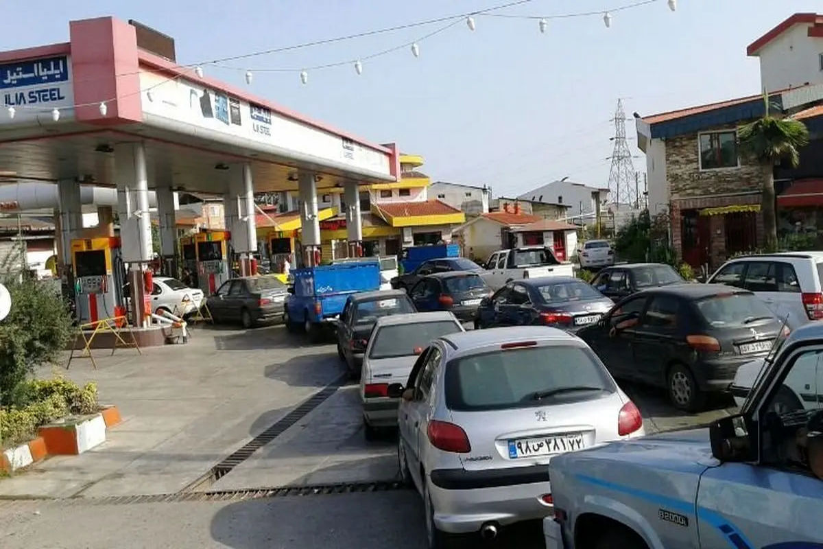 بمب خبری برای ملت ایران / توزیع بنزین رایگان آغاز شد