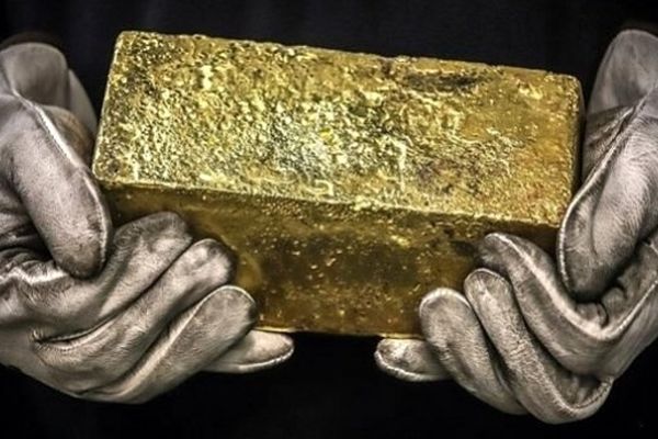 چرا قیمت طلا مدام رکورد می‌شکند؟