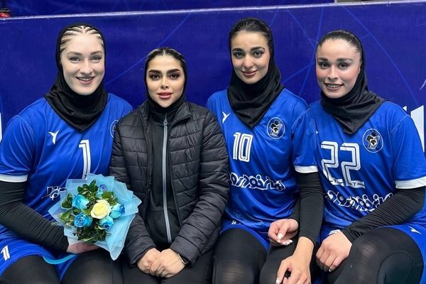 تراکتور نگذاشت تیم خاص قهرمان شود!/ قرارداد زنان نباید با مبلغ کم بسته شود