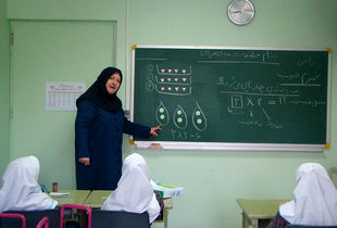 آمار عجیب معلمان در مشاغل دولتی / ۷۲ هزار نفر به فرهنگیان اضافه می شود