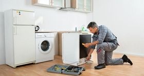 چرا باید تعمیر لوازم خانگی خود را به افراد متخصص بسپاریم؟
