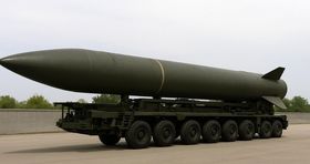 قدرت نمایی هسته ای ایران / موشک رستاخیز وارد میدان شد