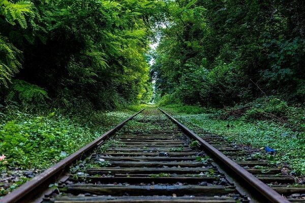 ایمن سازی خطوط ریلی در راه آهن شرق