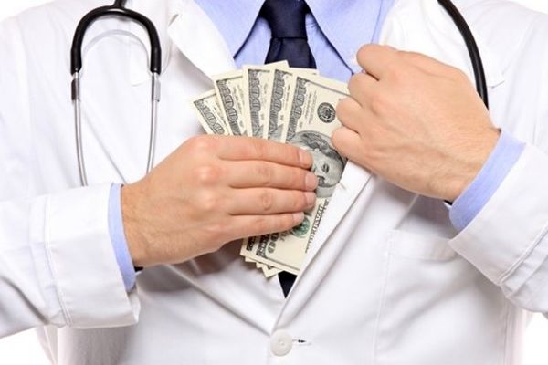 پزشکان مالیات جدید می‌دهند