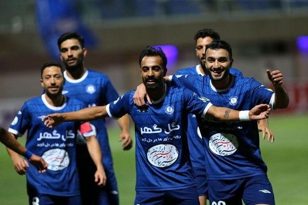 علیرضا محمد: برای سه امتیاز به تهران می آییم / به وحید هاشمیان زمان بدهند