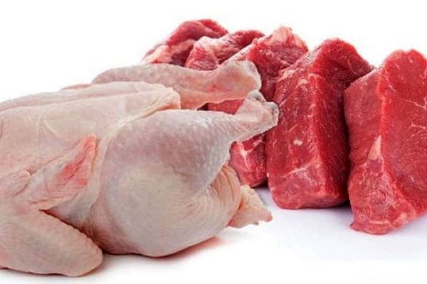 قیمت گوشت و مرغ کاهش می‌یابد