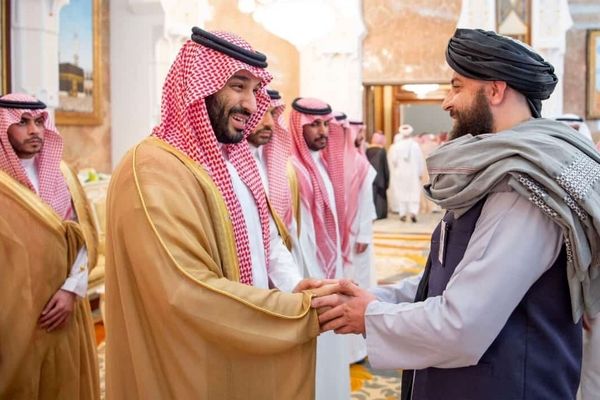 دیدار وزیردفاع طالبان با بن سلمان+ عکس