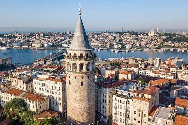 از کدام نقاط ایران می‌توانیم به استانبول پرواز کنیم
