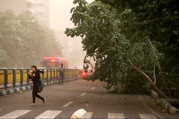 طوفان بهاری پرقدرت در راه کشور / این استان ها آماده ریزش تگرگ باشند